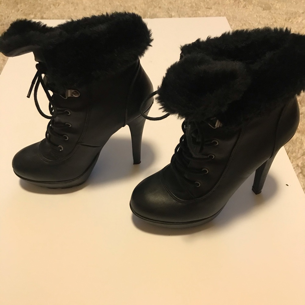 Booties - Picture 4 of 10